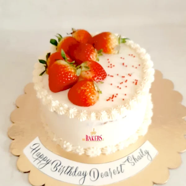 Vanilla & Fresh Fruits Cake